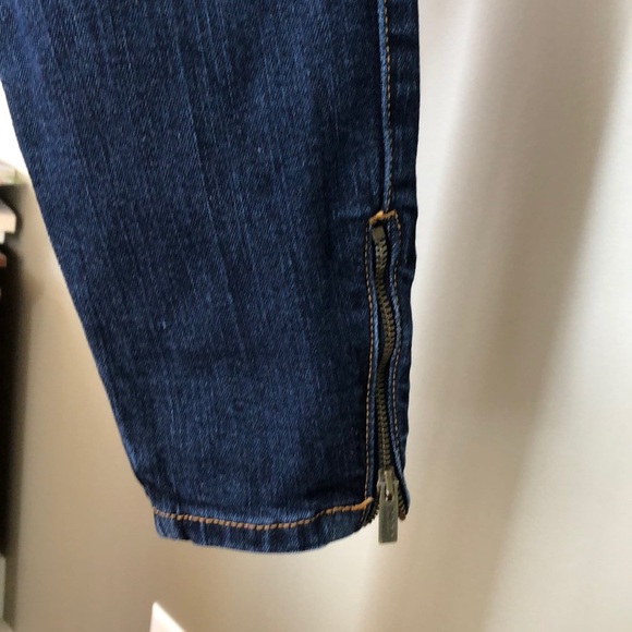 Bebe jean capri - Picture 10 of 10